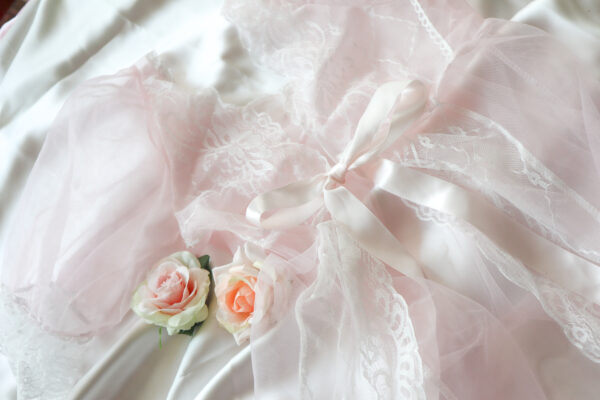 Pink lace overlay gown - Image 3